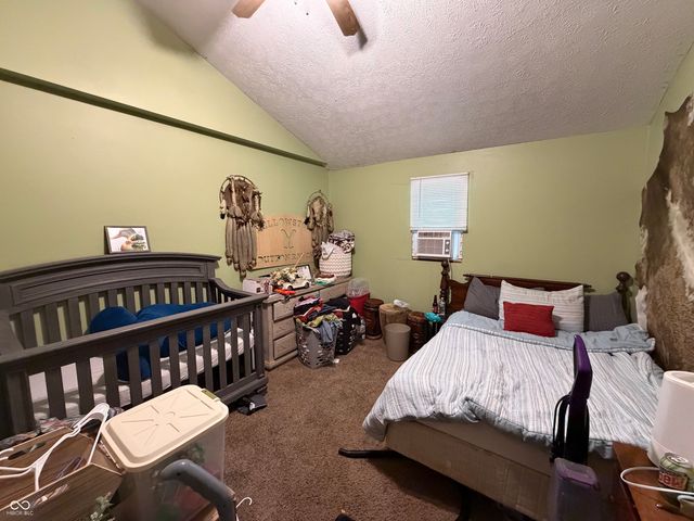 1522 N Cayuse Trail, Greensburg, IN 47240