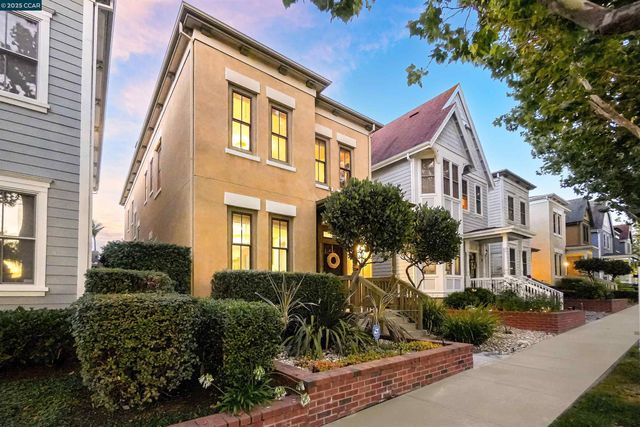 2165 Railroad Ave, Hercules, CA 94547