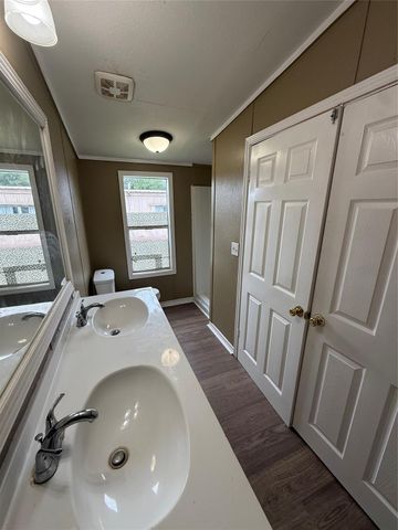 2519 Mcdonald Road, Oyster Creek, TX 77541