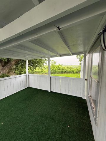 2519 Mcdonald Road, Oyster Creek, TX 77541