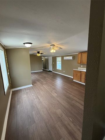 2519 Mcdonald Road, Oyster Creek, TX 77541
