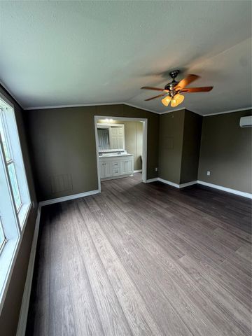 2519 Mcdonald Road, Oyster Creek, TX 77541