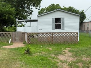2519 Mcdonald Road, Oyster Creek, TX 77541