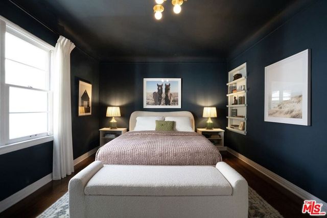 5015 W 20th Street, Los Angeles, CA 90016