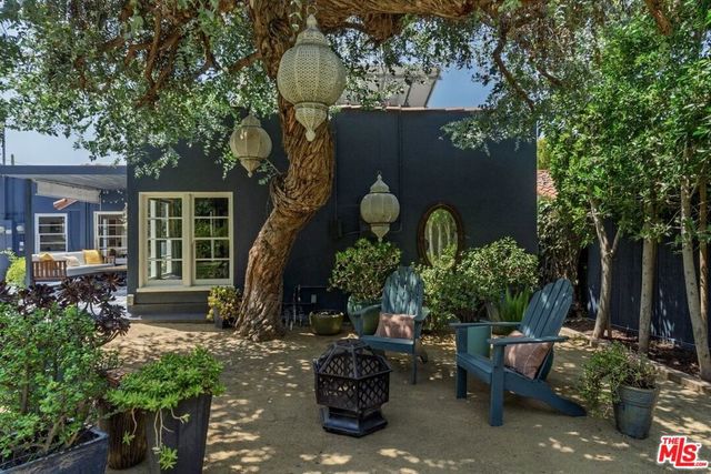 5015 W 20th Street, Los Angeles, CA 90016