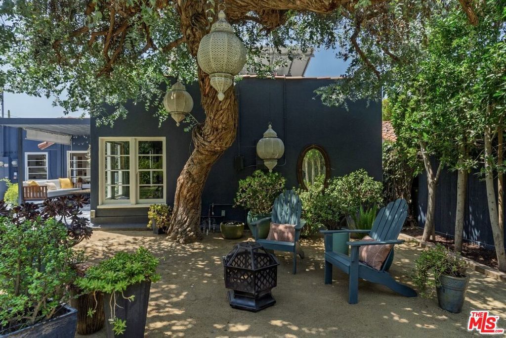 Image 49 of property listing at 5015 W 20th Street, Los Angeles, CA 90016