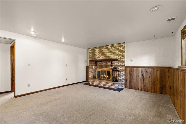 1081 Eagle Nest Drive, Oakland Charter Township, MI 48306