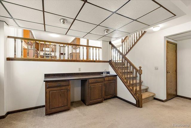 1081 Eagle Nest Drive, Oakland Charter Township, MI 48306
