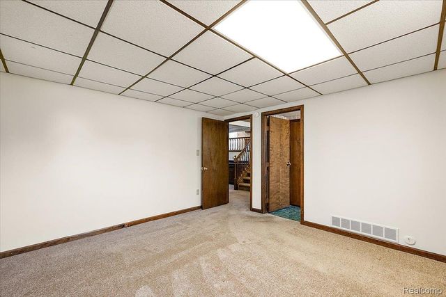 1081 Eagle Nest Drive, Oakland Charter Township, MI 48306