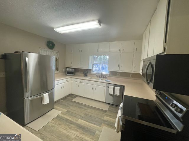 453 Oakland Drive, Gainesville, GA 30501