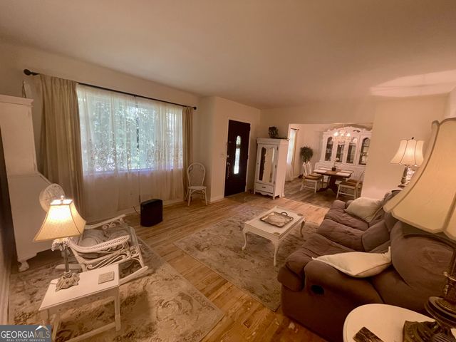 453 Oakland Drive, Gainesville, GA 30501