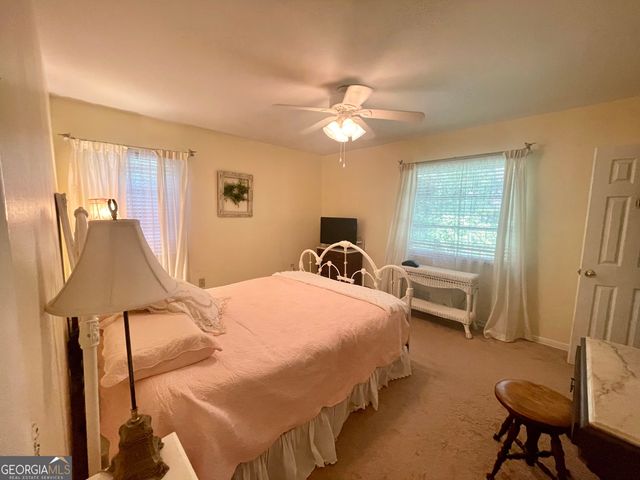 453 Oakland Drive, Gainesville, GA 30501
