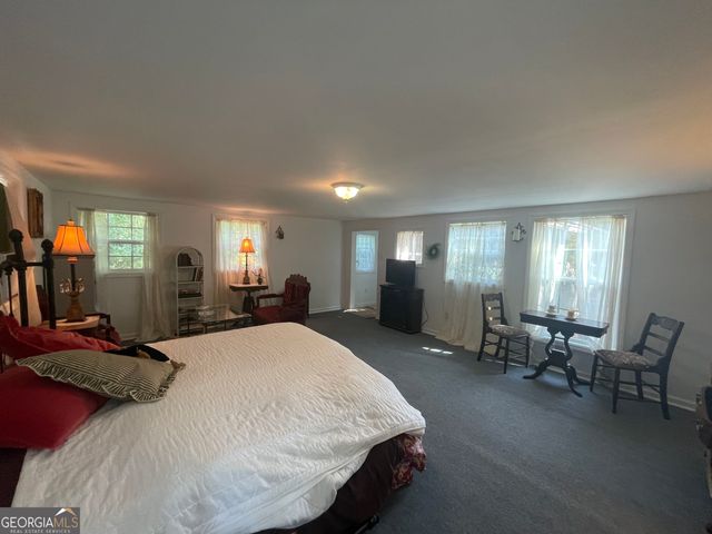 453 Oakland Drive, Gainesville, GA 30501