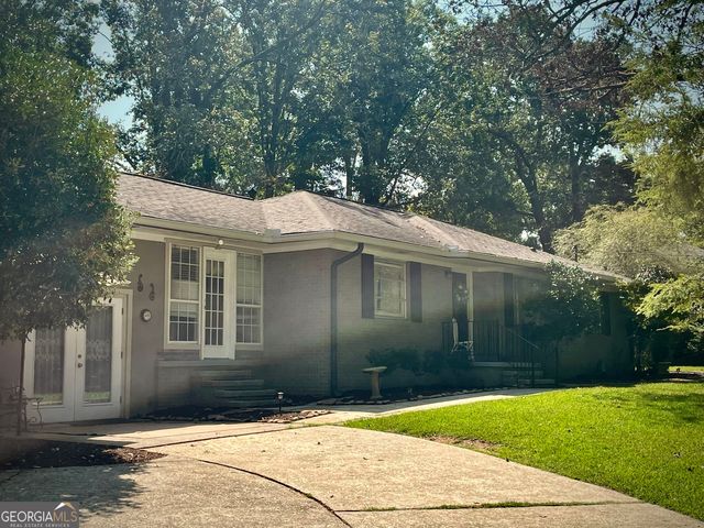 453 Oakland Drive, Gainesville, GA 30501