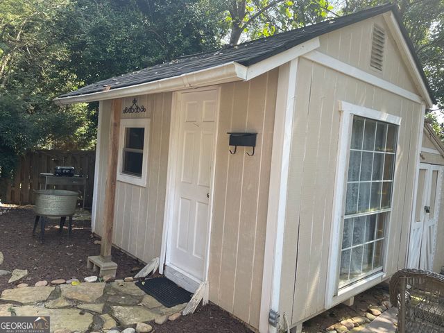453 Oakland Drive, Gainesville, GA 30501