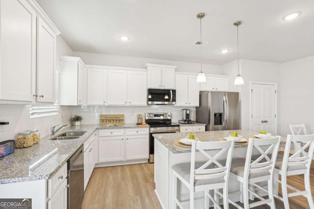 3012 Viewpark Circle, Conyers, GA 30013