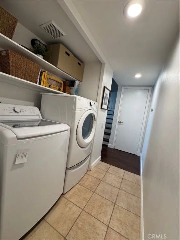 1673 E Avenida De Las Flores, Thousand Oaks, CA 91362