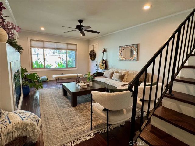 1673 E Avenida De Las Flores, Thousand Oaks, CA 91362