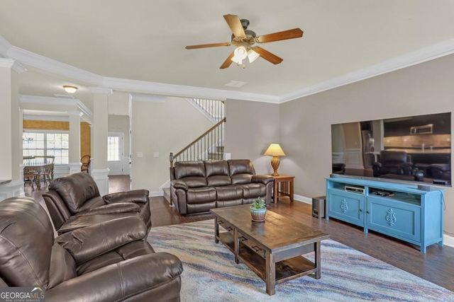 522 Thomas Drive, Loganville, GA 30052