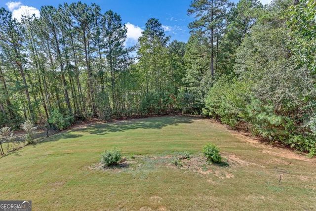 522 Thomas Drive, Loganville, GA 30052