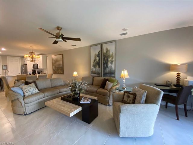 14639 Edgewater CIR, Naples, FL 34114