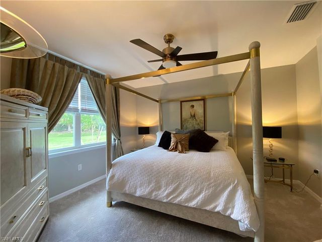 14639 Edgewater CIR, Naples, FL 34114