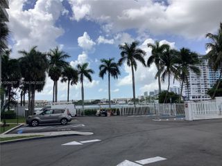 2801 NE 183rd Street 111W, Aventura, FL 33160