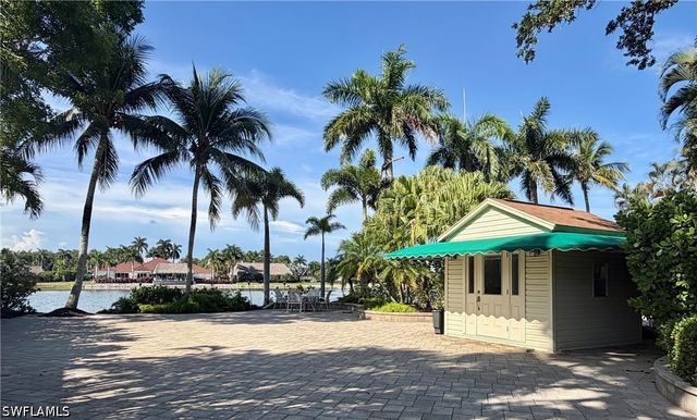 4763 Southern Breeze DR, Naples, FL 34114