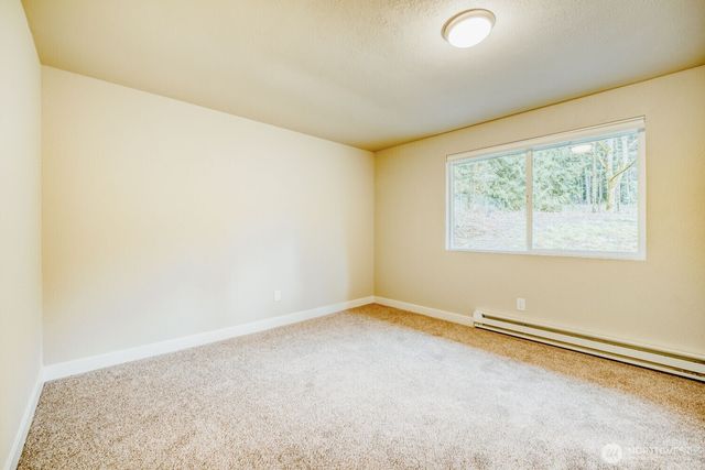 20420 147th Avenue SE, Kent, WA 98042