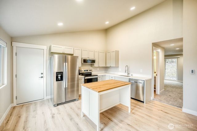 20420 147th Avenue SE, Kent, WA 98042