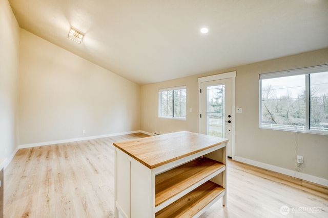 20420 147th Avenue SE, Kent, WA 98042