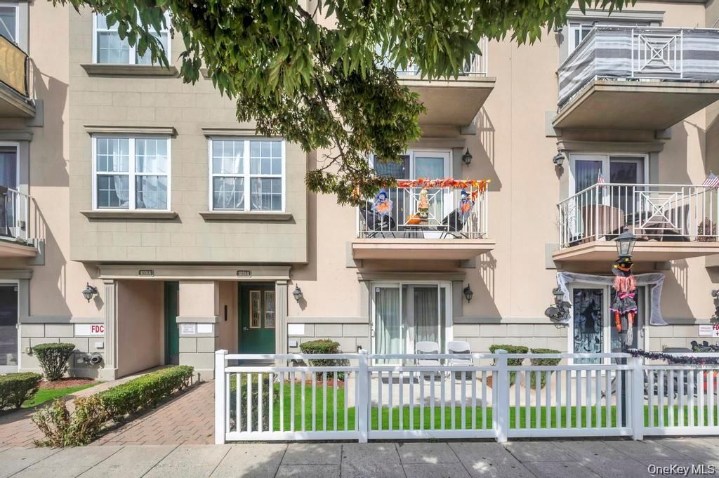 10314 Rockaway Beach Boulevard 2B, Rockaway Park, NY 11694 — photo 2