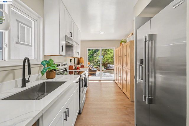 109 Alta Vista Way, Daly City, CA 94014