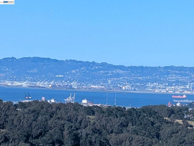 109 Alta Vista Way, Daly City, CA 94014