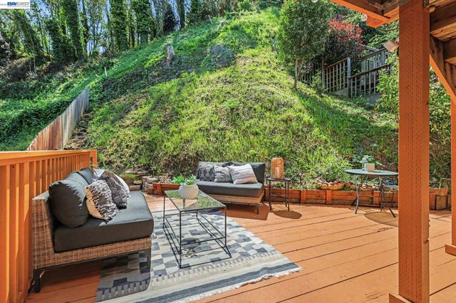 109 Alta Vista Way, Daly City, CA 94014