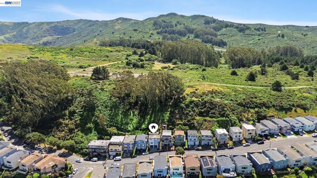 109 Alta Vista Way, Daly City, CA 94014