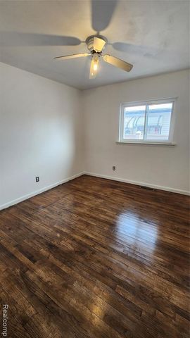 1591 Garfield Avenue, Lincoln Park, MI 48146