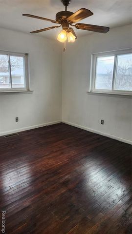 1591 Garfield Avenue, Lincoln Park, MI 48146