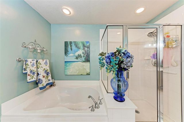 23261 BANBURY WAY 501, Venice, FL 34293