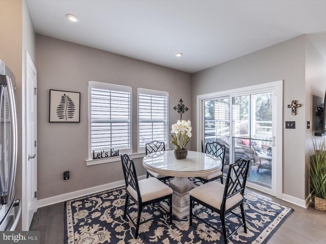 230 ANGLESEY DR, Middletown, DE 19709