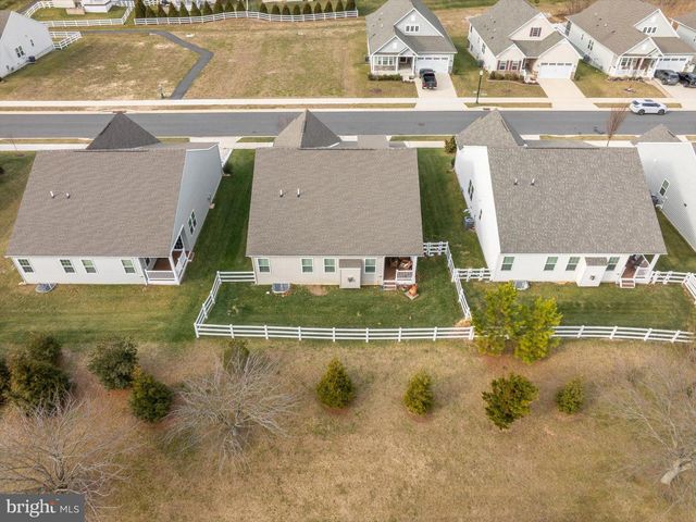 230 ANGLESEY DR, Middletown, DE 19709