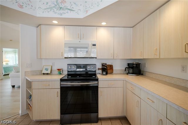 2420 Valparaiso BLVD, North Fort Myers, FL 33917