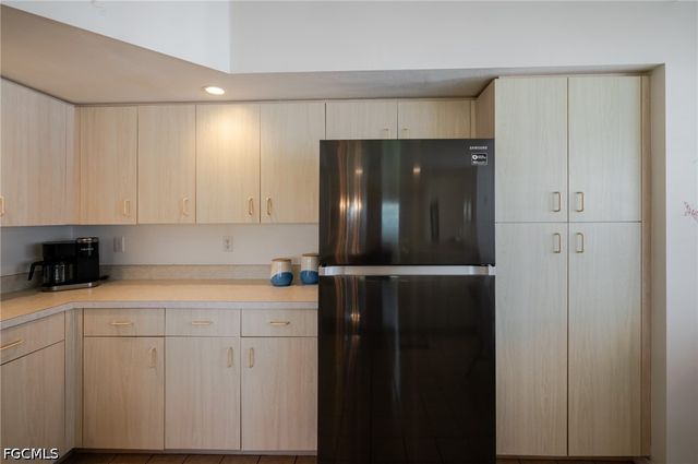 2420 Valparaiso BLVD, North Fort Myers, FL 33917