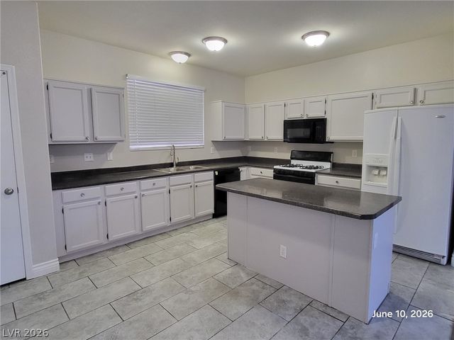 109 Montesol Drive, Henderson, NV 89012