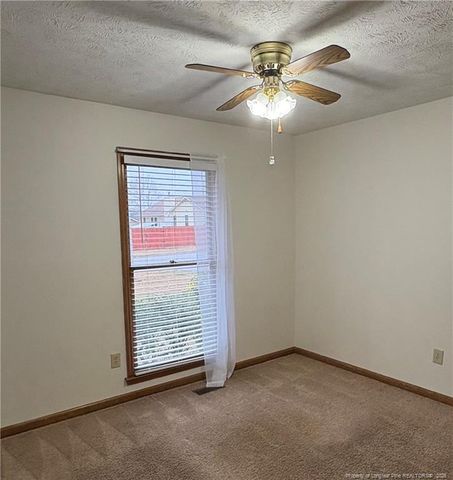 909 Flintwood Road, Fayetteville, NC 28314