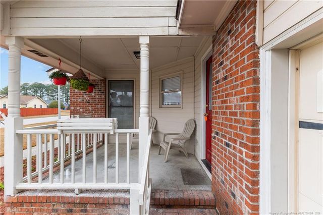 909 Flintwood Road, Fayetteville, NC 28314