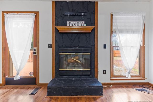 909 Flintwood Road, Fayetteville, NC 28314