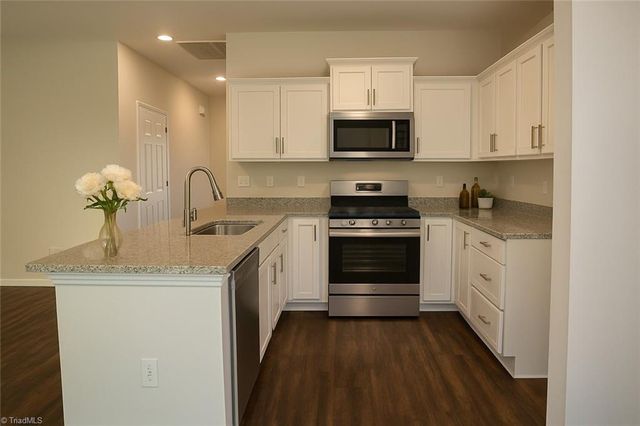 1132 Brooksridge Way, Whitsett, NC 27377