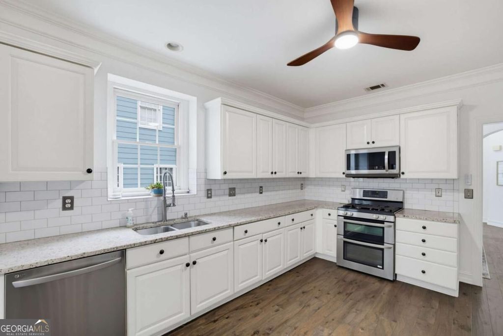 320 Lockwood Terrace, Decatur, GA 30030 — photo 4