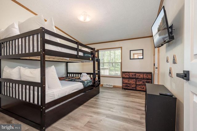 1286 LIMPOPO LN, Mc Henry, MD 21541